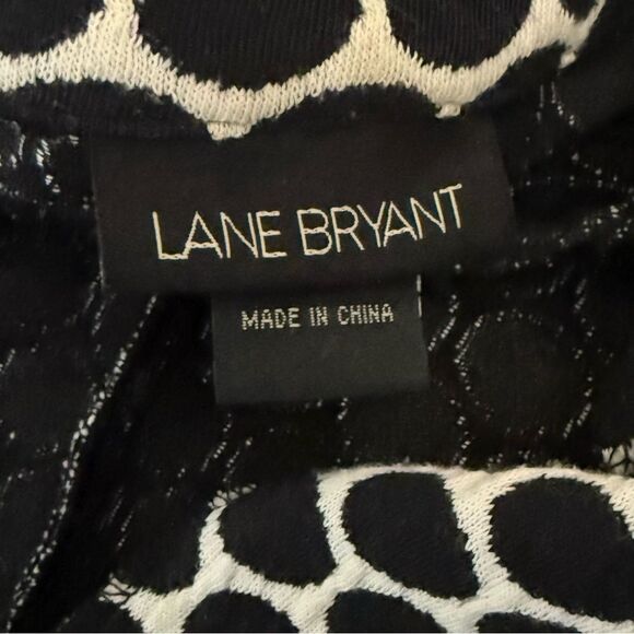 Lane Bryant Black & White Polka Dot Button Front Pea Coat. Jacket. Plus. 20. - Picture 6 of 7